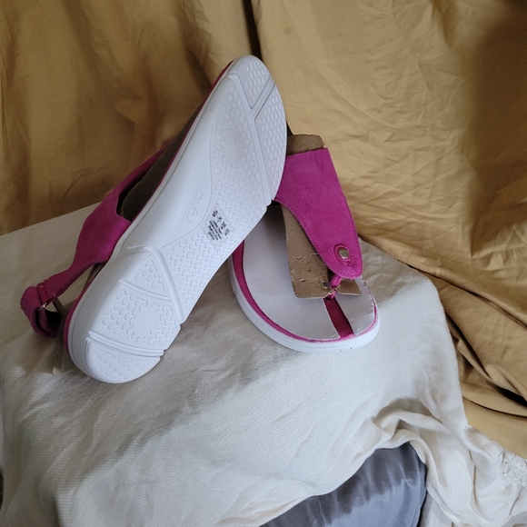 Ryka sandal - Picture 3 of 8